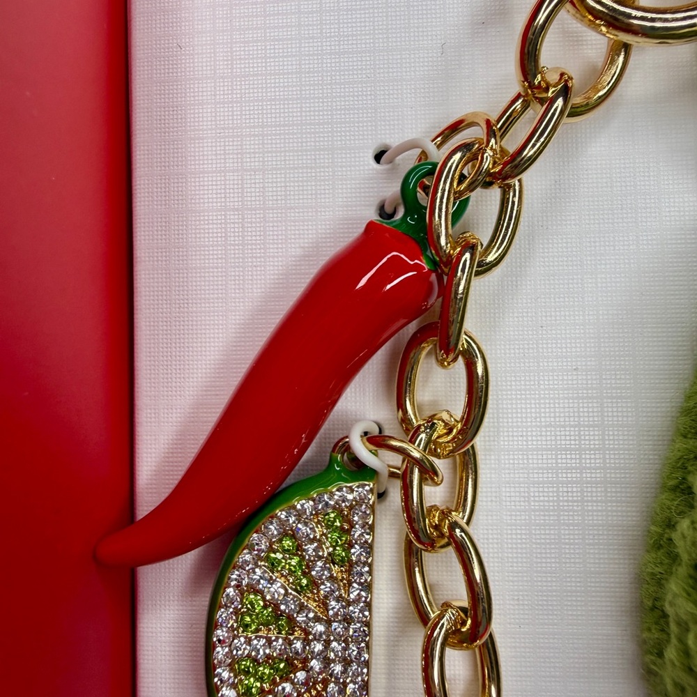 Piper K Avocado & Hot Sauce Keychain – NIB Novelty Bag Charm - Picture 4 of 6